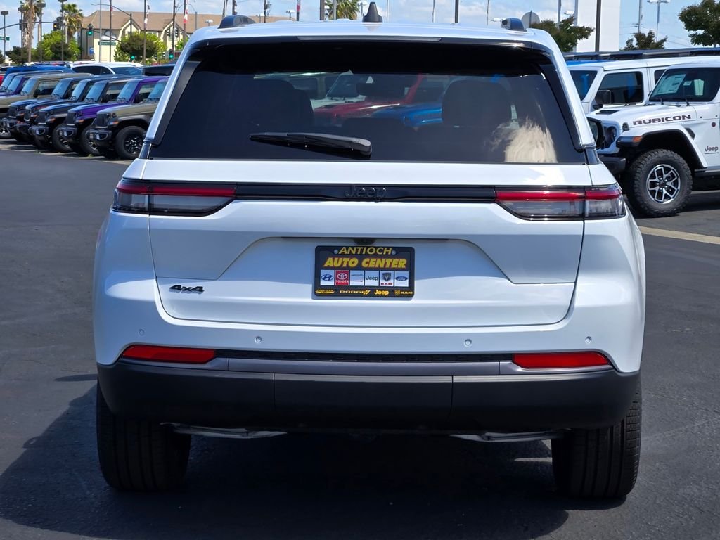 New 2026 Bright White Clearcoat Jeep Limited image 4