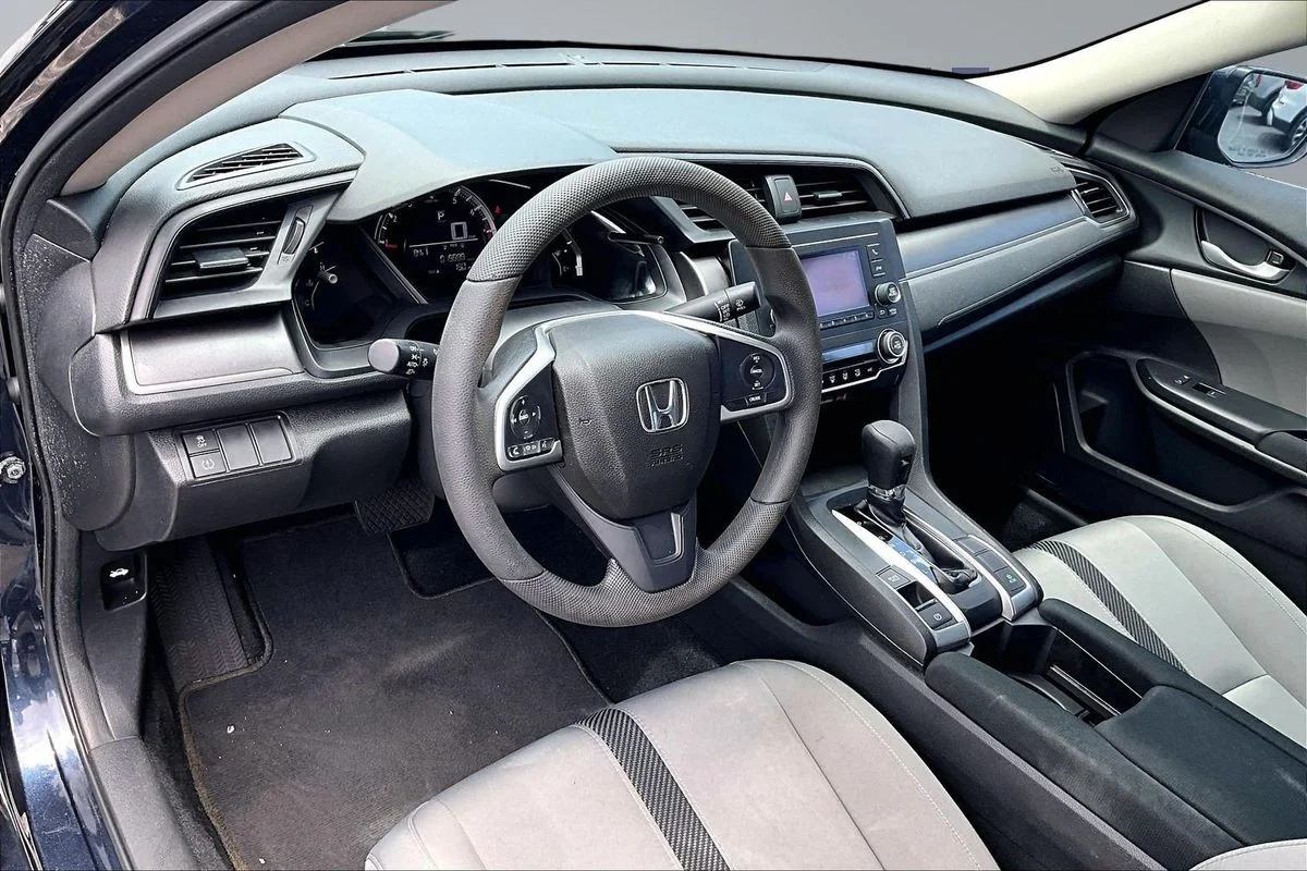 Used 2016 Blue Honda LX image 17