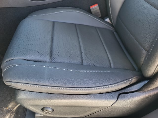 New 2026 Selenite Grey Metallic Mercedes-Benz GLE 350 image 9