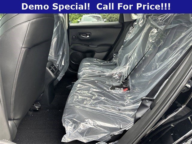 Used 2025 Crystal Black Pearl Acura Base image 13