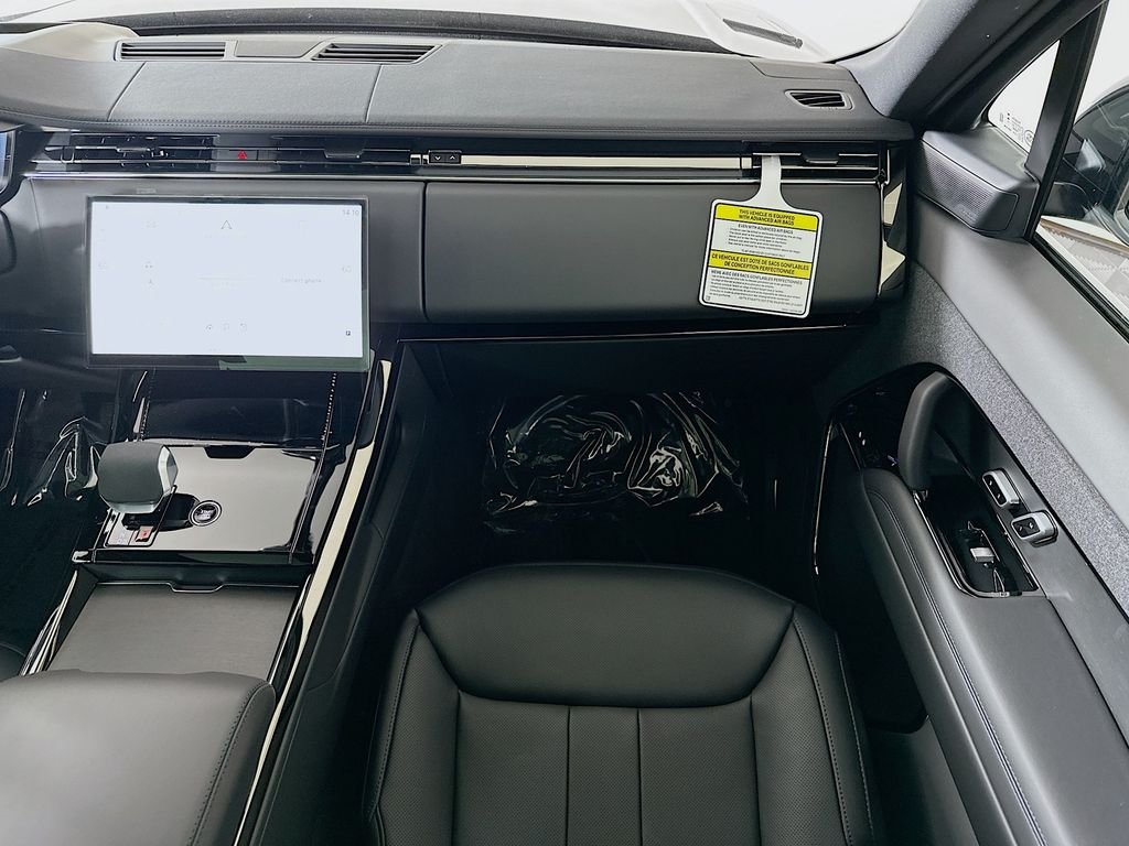 New 2026 Santorini Black Land Rover SE image 26
