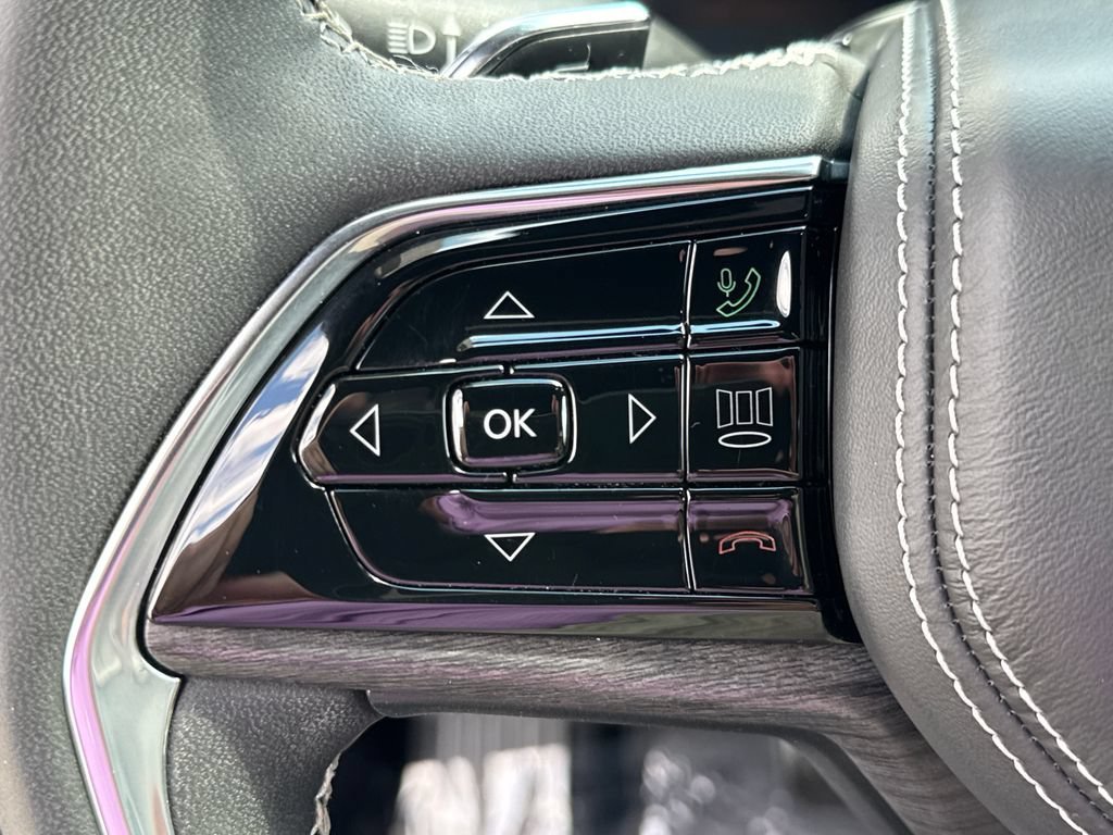 2023 Jeep Grand Cherokee Overland - Photo 22