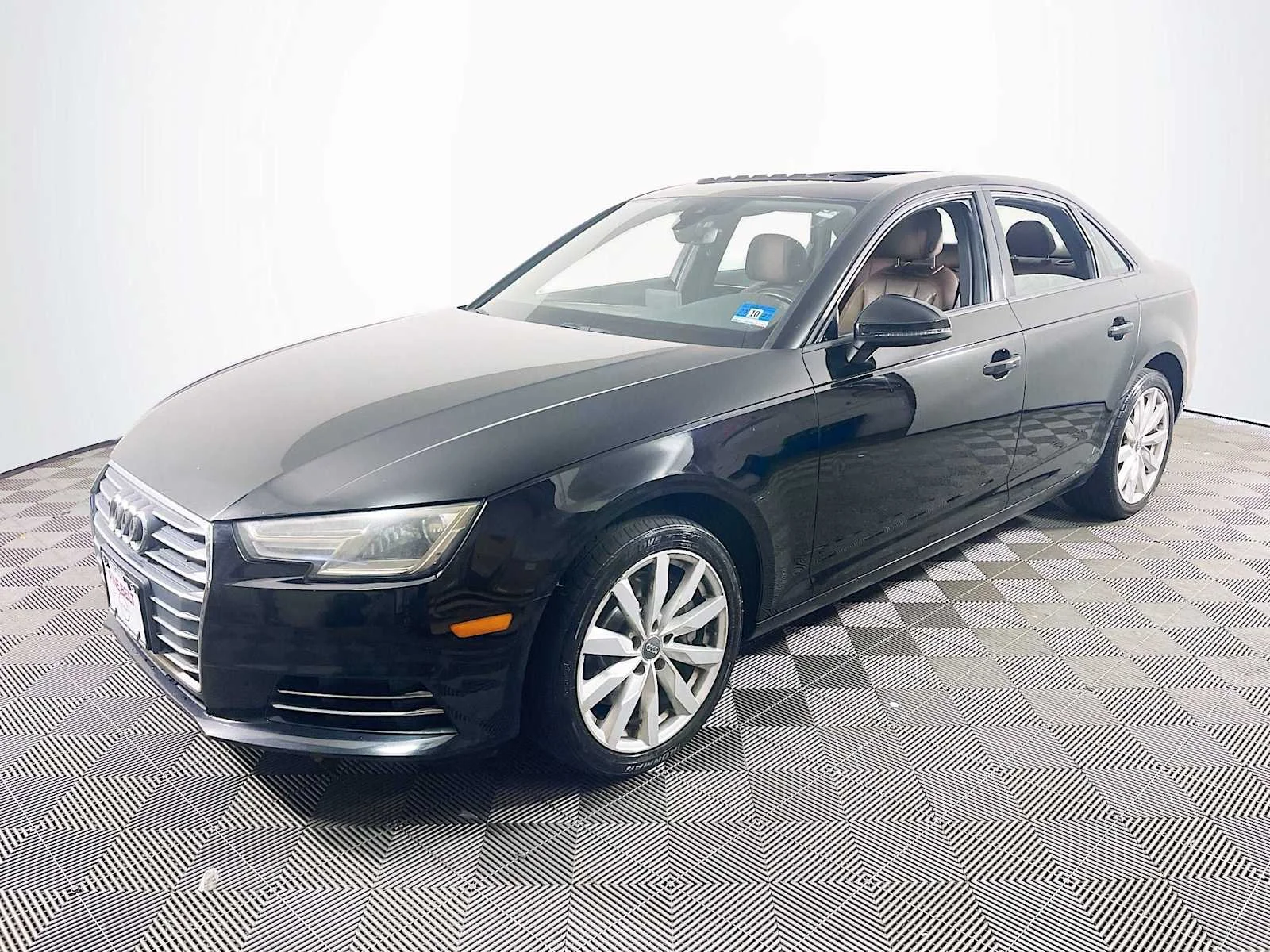 2017 Audi A4 2.0T quattro S tronic Premium's photo