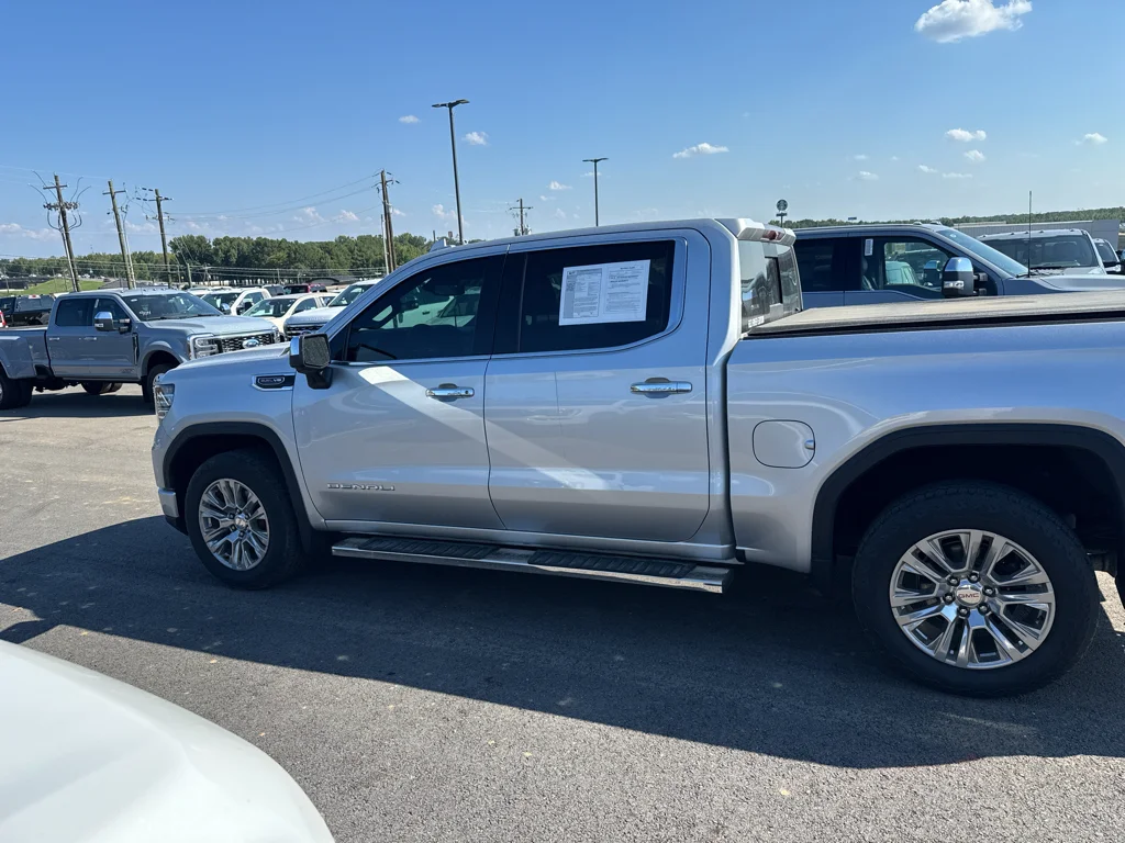 Used 2022 Quicksilver Metallic GMC Denali image 8