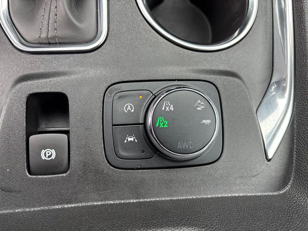 Used 2023 Black Chevrolet Premier image 28