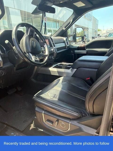 Used 2017 Black Ford Platinum image 3