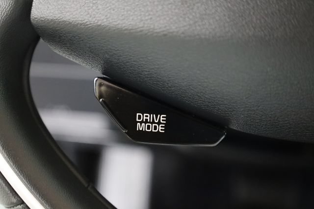 Used 2023 Black Kia EX image 9