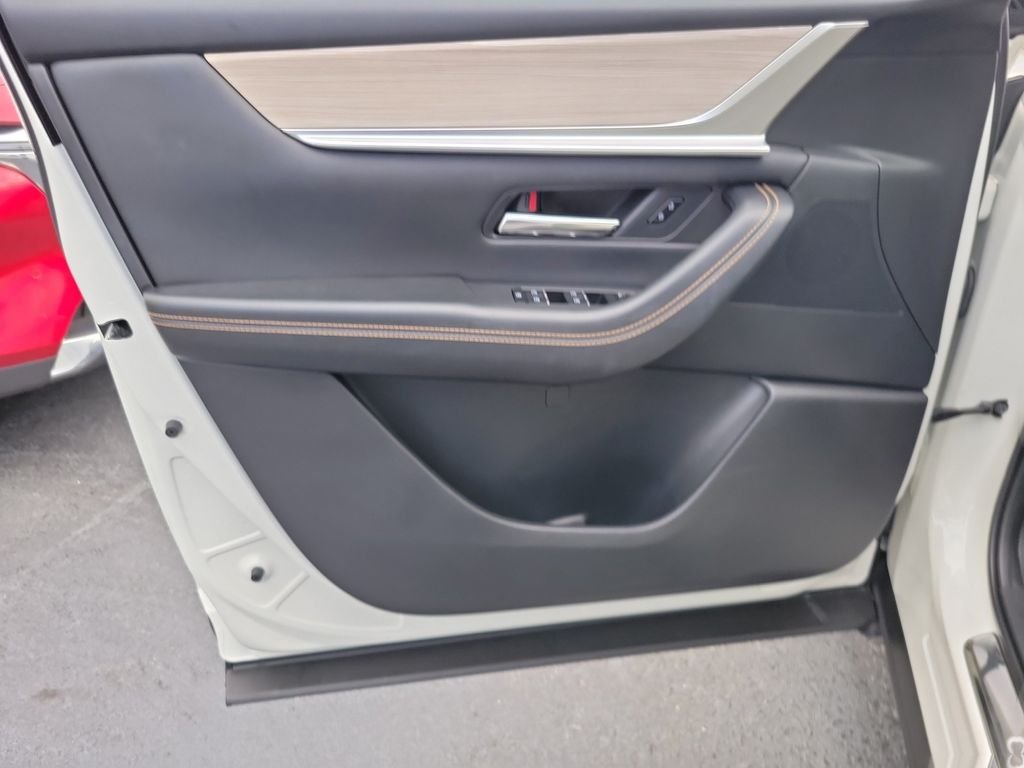 Used 2024 White Mazda Preferred image 20