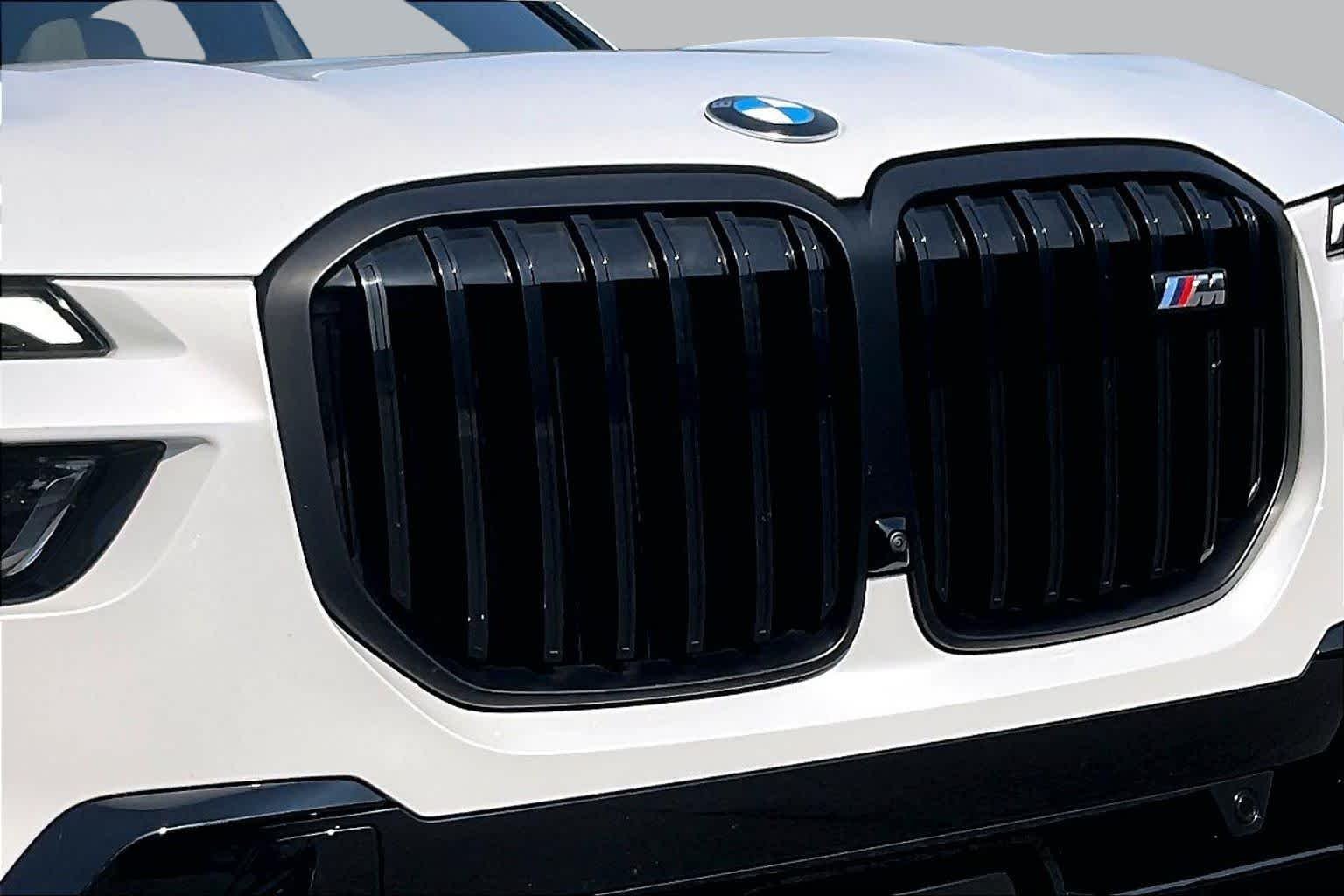Certified Used 2024 Mineral White Metallic BMW M60i image 32