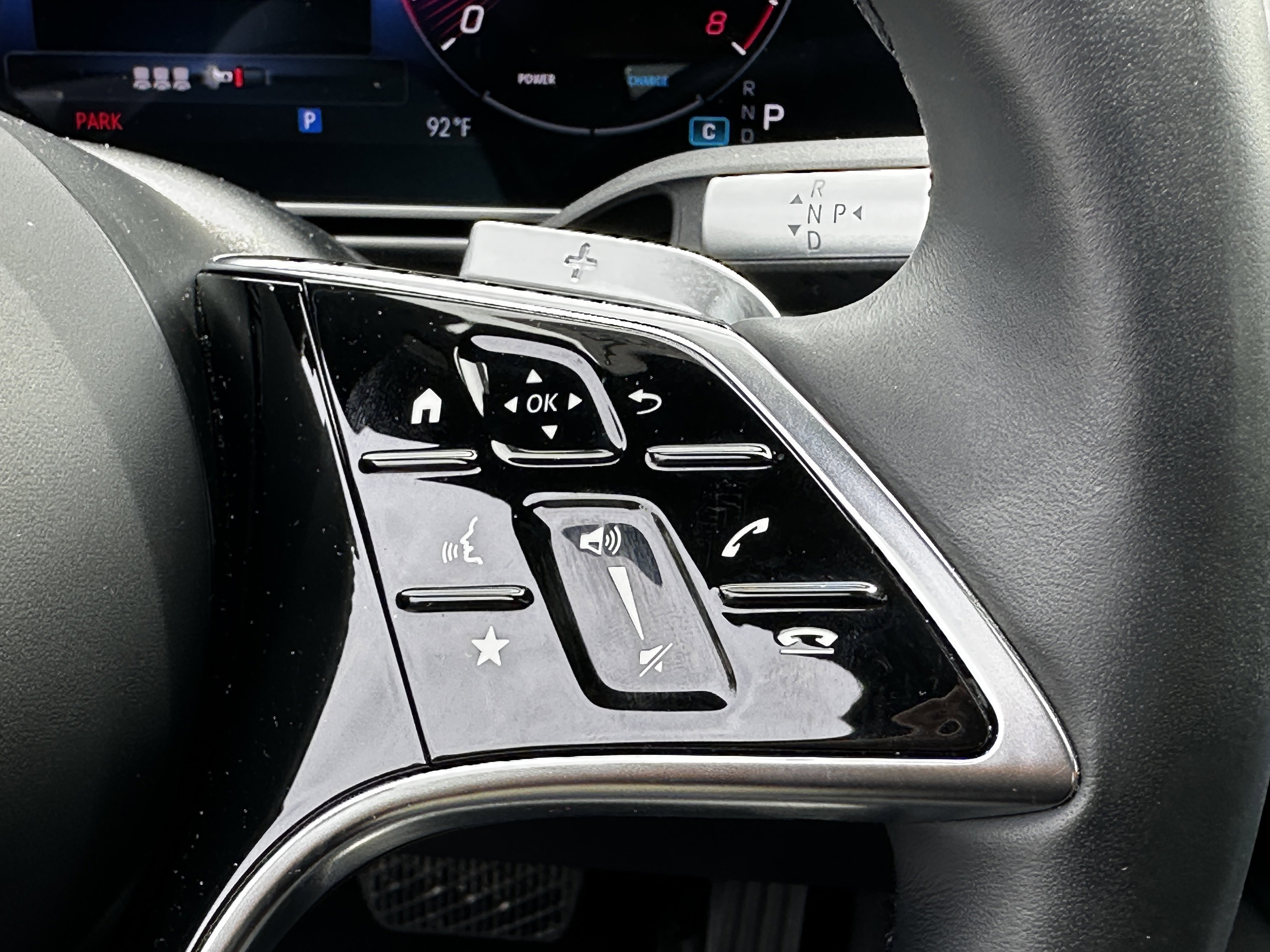 Certified Used 2025 Black Mercedes-Benz S 580 image 29