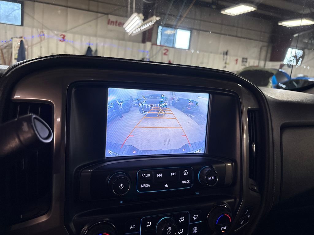 Used 2017 DEEP OCEAN BLUE METALLIC Chevrolet High Country image 24