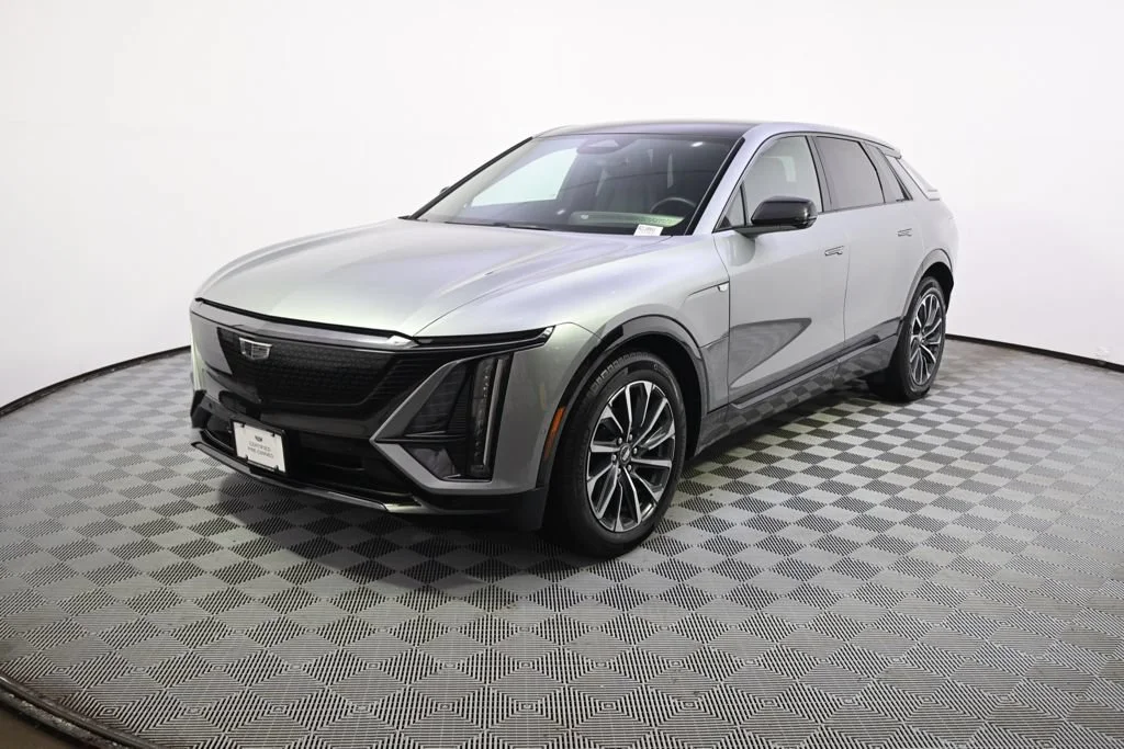 2024 Cadillac LYRIQ