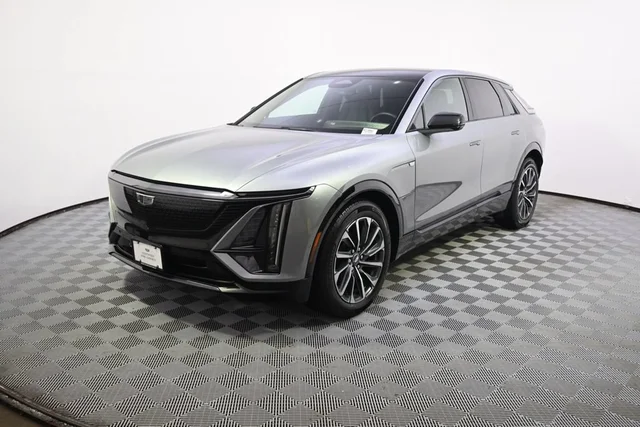 2024 Cadillac LYRIQ Sport 1