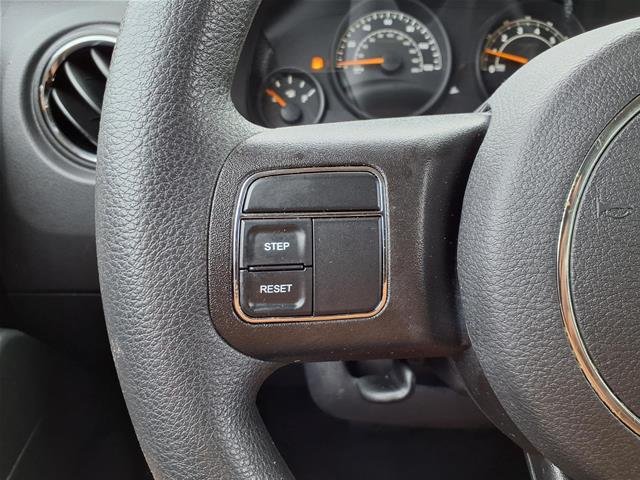 Used 2016 Billet Silver Metallic Jeep  image 27