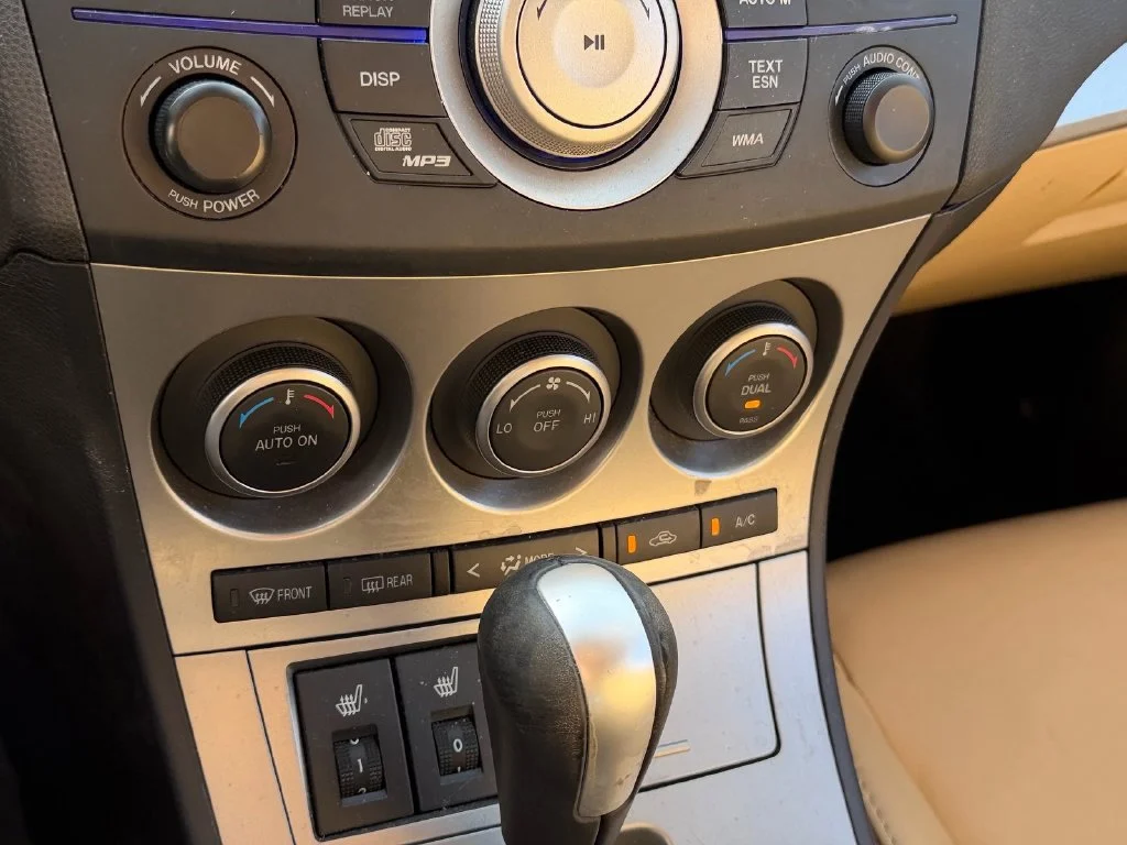 Used 2010 White Mazda s Grand Touring image 12