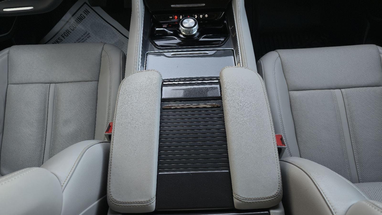 Used 2022 Velvet Red Pearlcoat Jeep Series I image 19