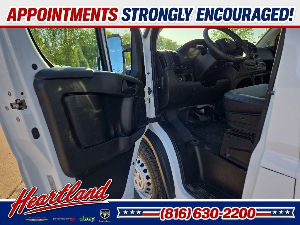 Used 2025 White Ram High Roof image 27