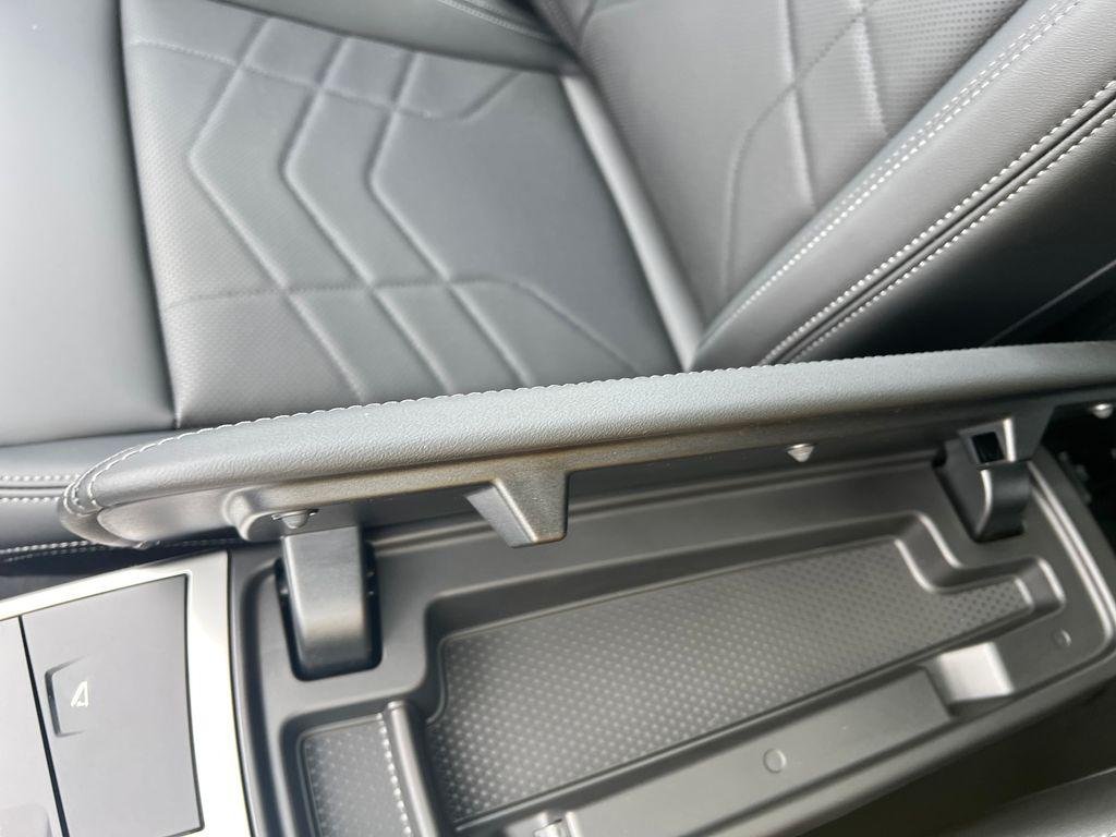 New 2026 Dune Grey Metallic BMW xDrive28i image 22