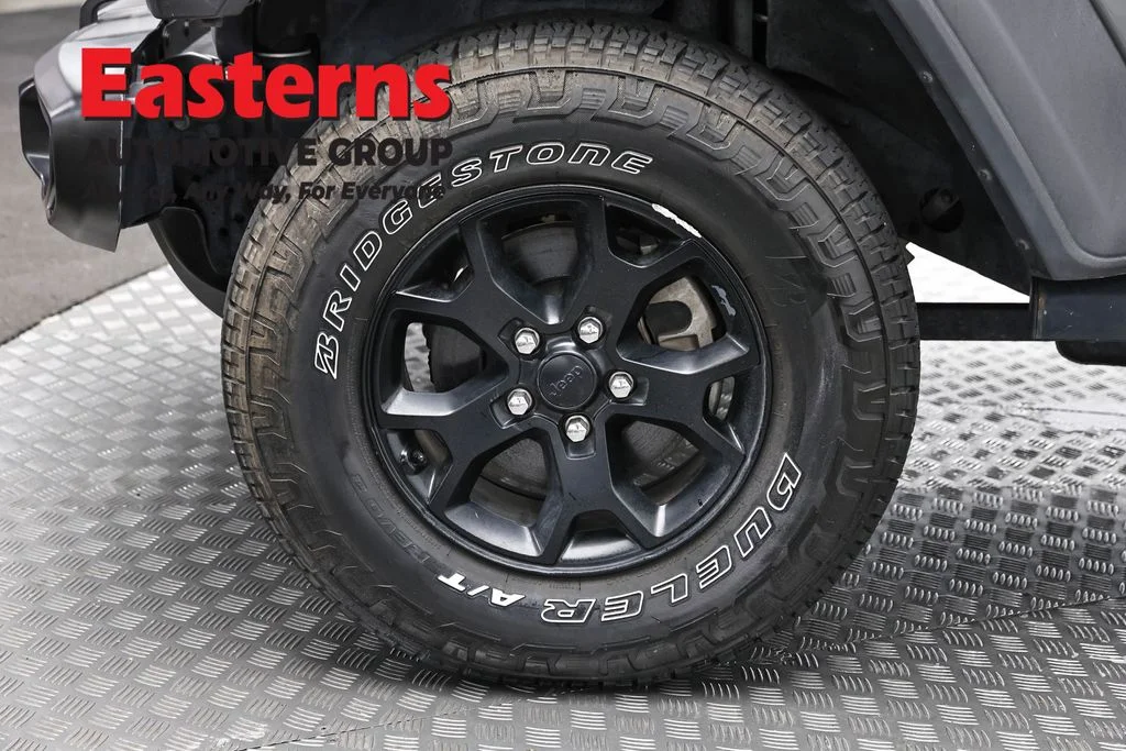 Used 2021 Gray Jeep Unlimited Willys image 30