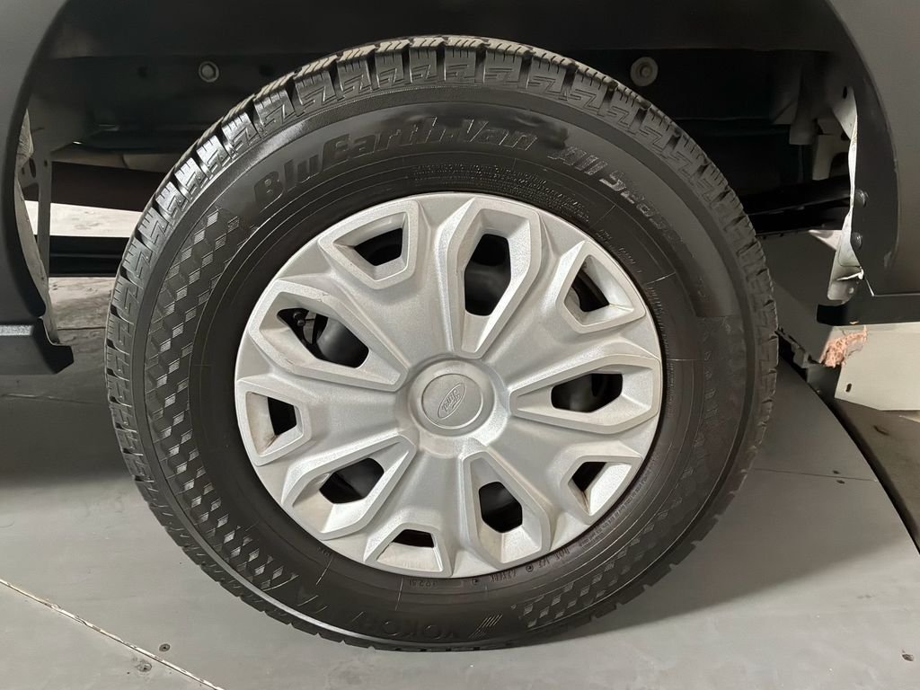 Used 2024 White Ford XLT image 10