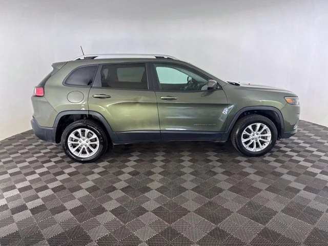 Used 2020 Green Jeep Latitude image 5