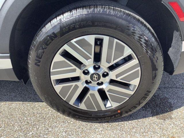 New 2026 White Pearl Hyundai SEL Premium image 46