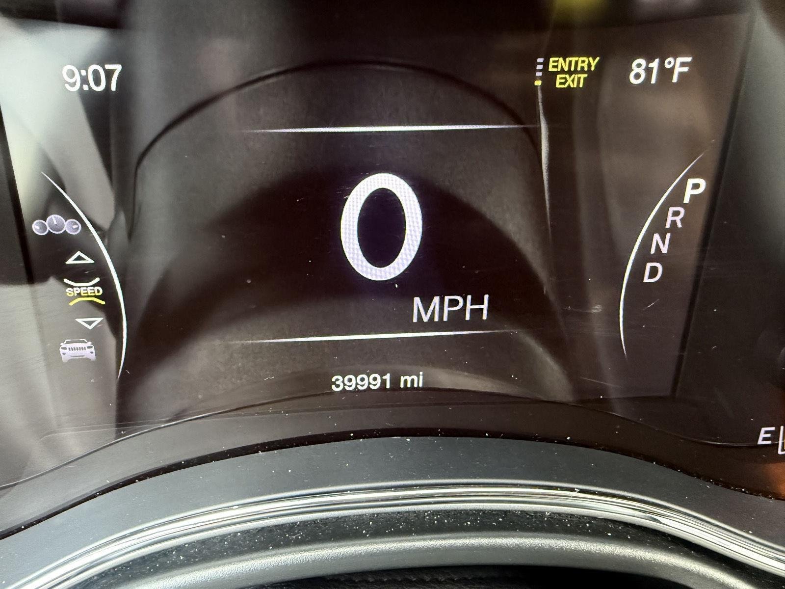 Used 2020 Diamond Black Crystal Pearlcoat Jeep Overland image 14