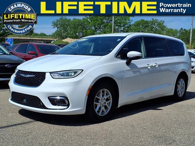 2023 Chrysler Pacifica Touring L