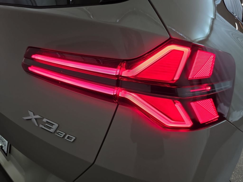 New 2026 Dune Grey Metallic BMW 30 xDrive image 29