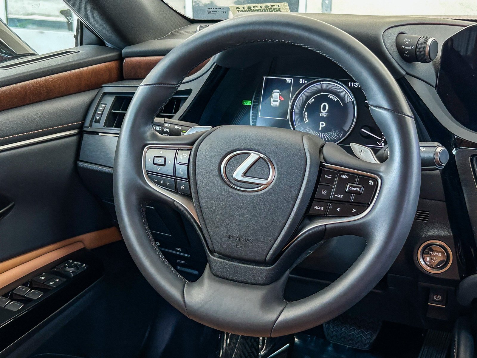 Used 2025 MATADOR RED MICA Lexus ES 300H PREMIUM image 15