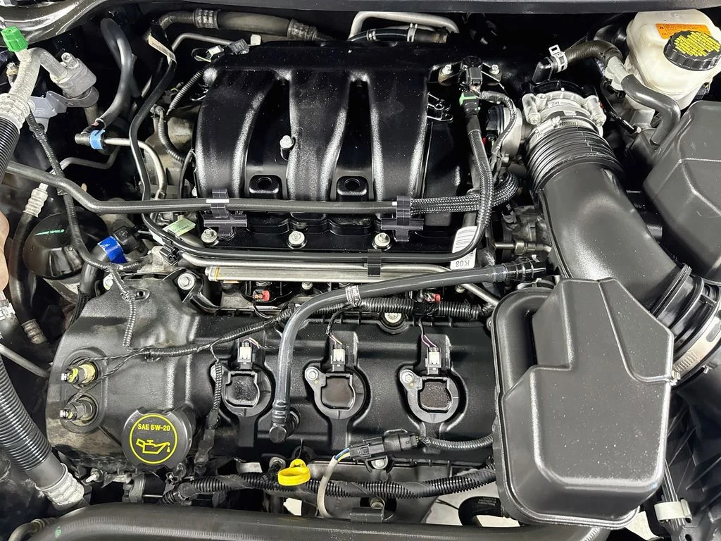 Used 2019 Black Metallic Ford Limited image 43