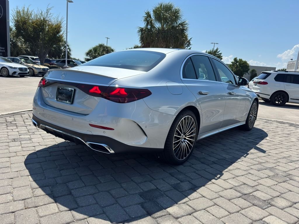 2026 Mercedes-Benz E-Class E350 - Photo 9