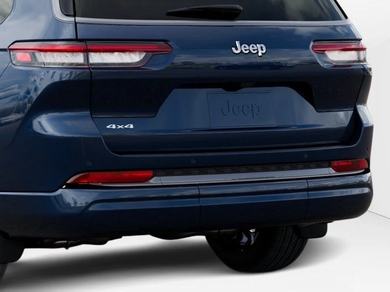 New 2026 Fathom Blue Pearl-Coat Exterior Paint Jeep Limited Reserve image 15