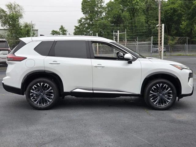 New 2026 Everest White Pearl TriCoat Nissan Platinum image 6