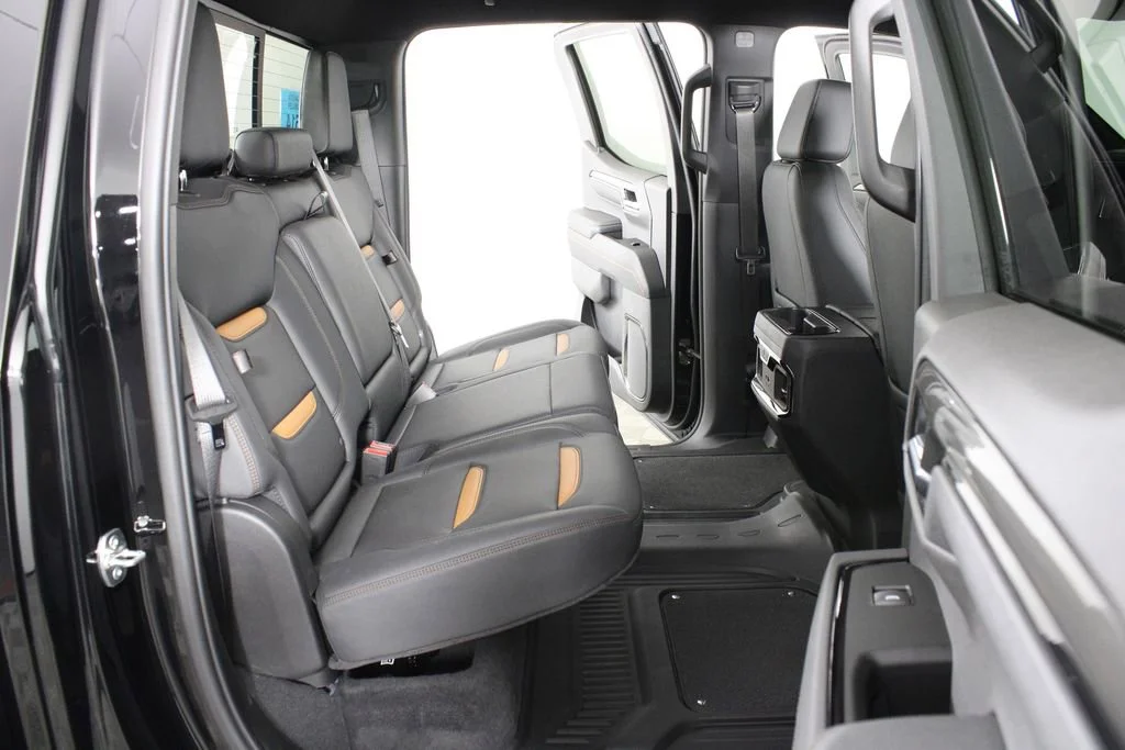 New 2026 Onyx Black GMC AT4 image 12