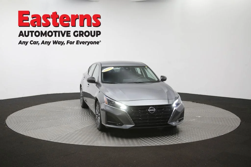 Used 2025 Gray Nissan 2.5 SV image 50