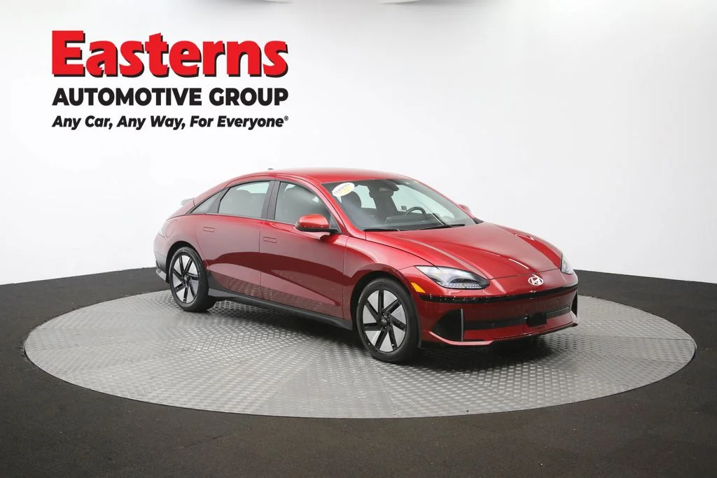 Used 2024 Red Hyundai SE image 50