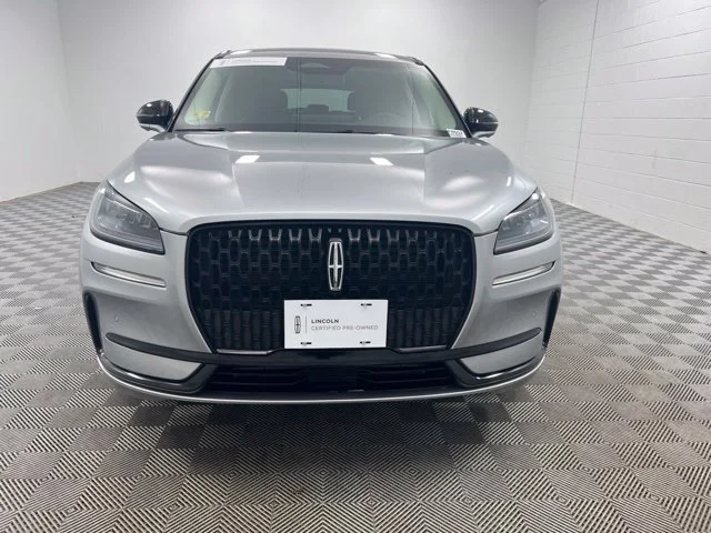 Used 2023 Silver Lincoln Standard image 3
