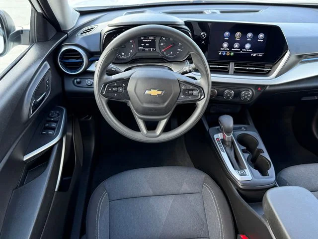 Used 2026 White Chevrolet LS image 21