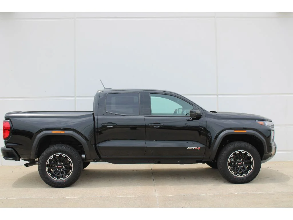 New 2026 ONYX BLACK GMC 4WD AT4 image 7