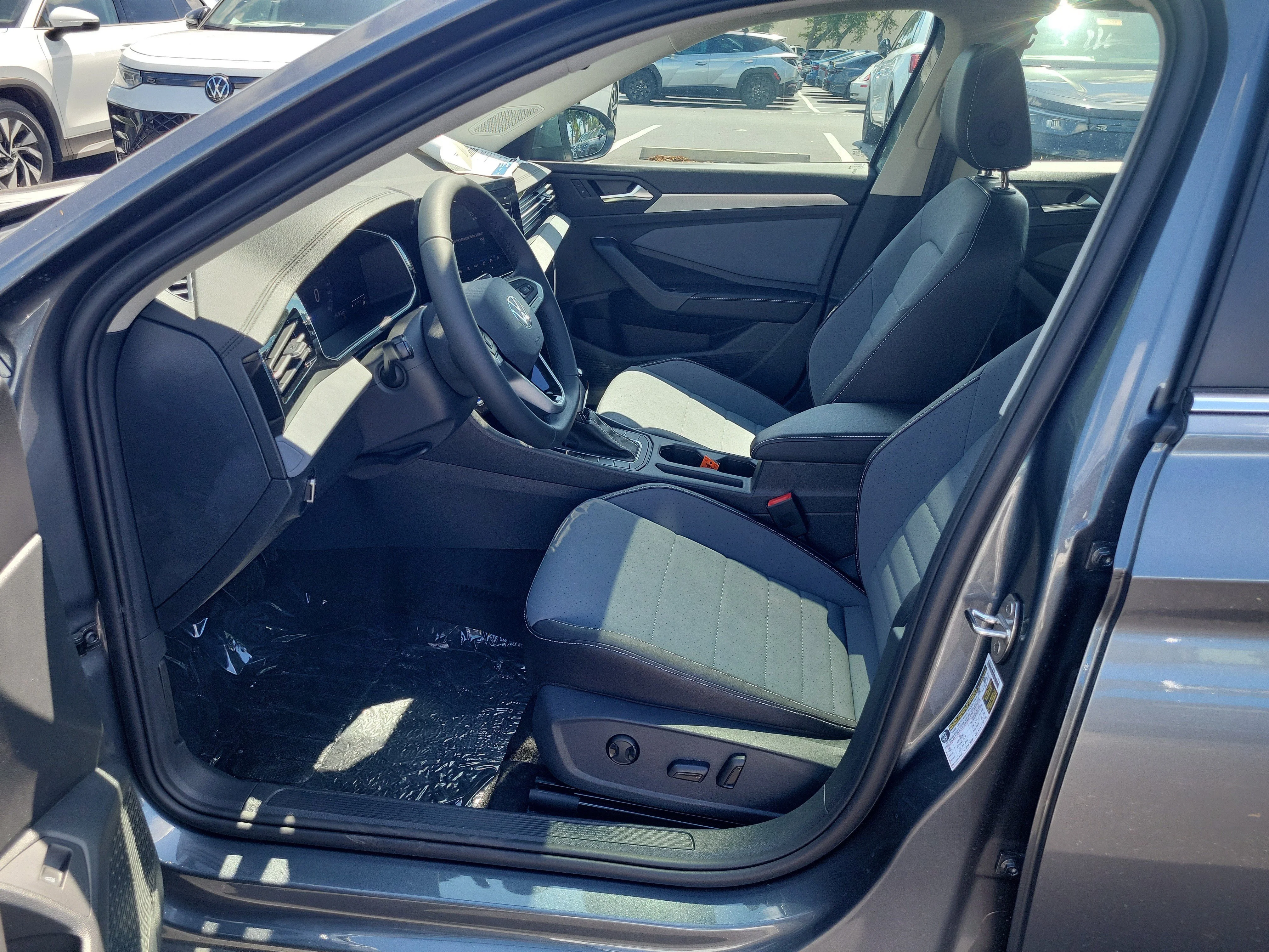 New 2026 Gray Volkswagen 1.5T SE image 13