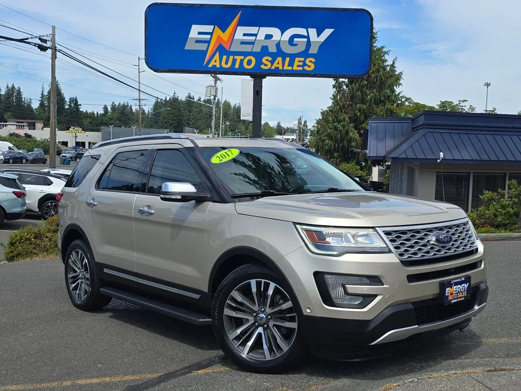 2017 Ford Explorer Platinum 4WD's photo