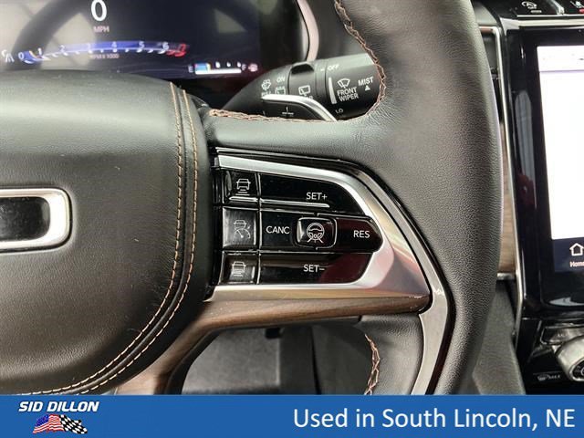 Used 2023 Hydro Blue Pearlcoat Jeep Summit image 10