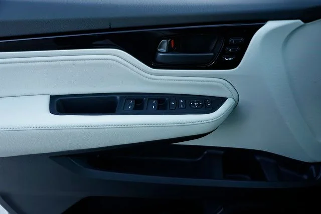 2026 Honda Odyssey Touring - Photo 22