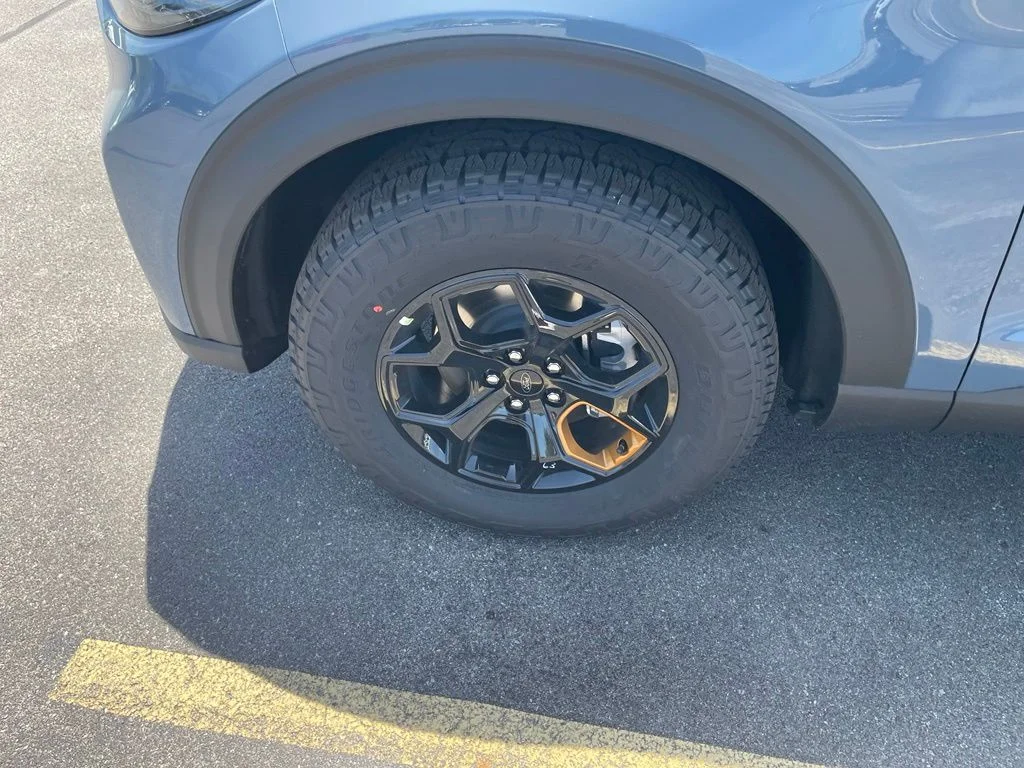New 2026 Vapor Blue Metallic Ford Tremor® image 9