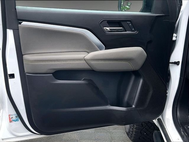 Used 2024 White Chevrolet ZR2 image 10