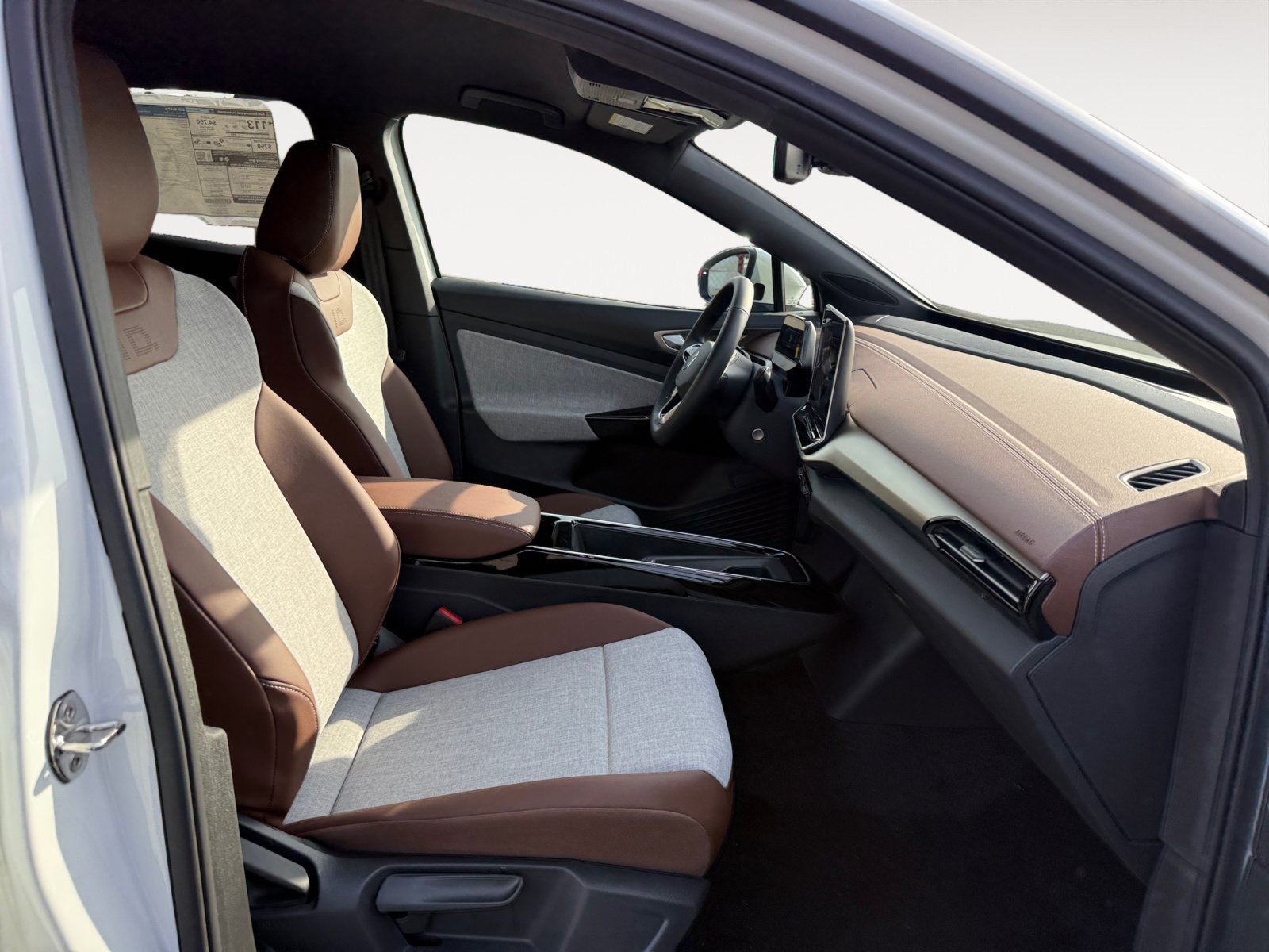 New 2026 Opal White Pearl Volkswagen Pro image 19