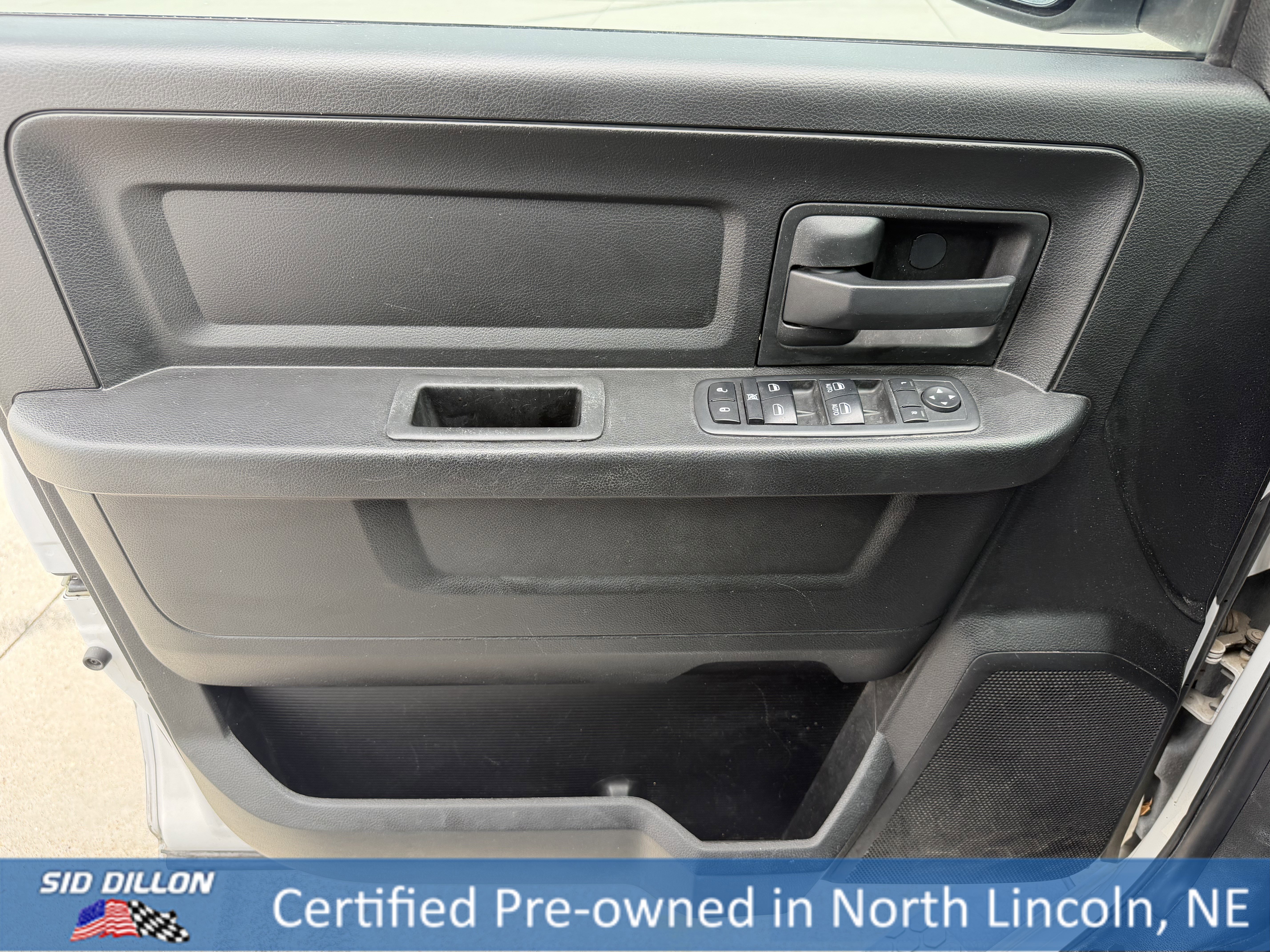 Used 2019 Bright White Clearcoat Ram Express image 19