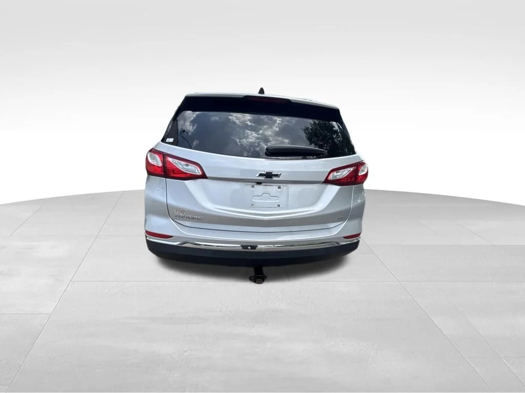 Used 2021 Silver Chevrolet LT image 5