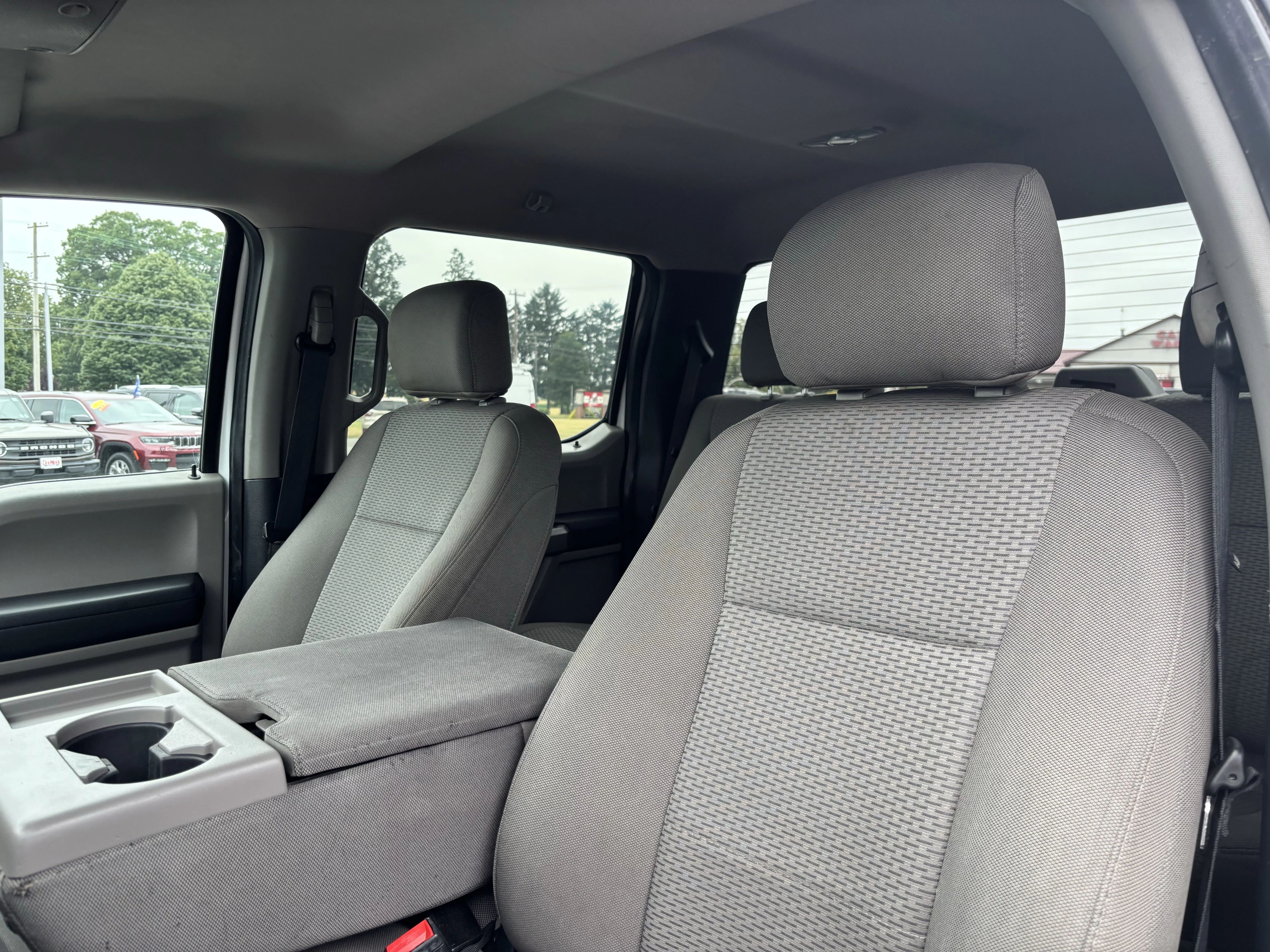 Used 2022 Oxford White Ford XLT image 63